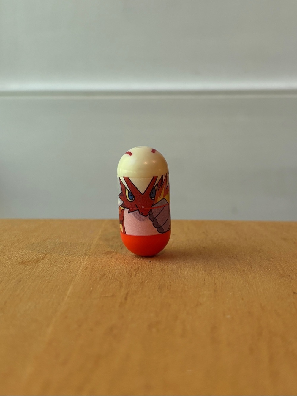 Pokémon Mighty Beanz / 18. Blaziken Bean